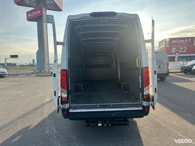 Iveco Daily  3518HA8 V Hi-Matic 16m 3 129kW