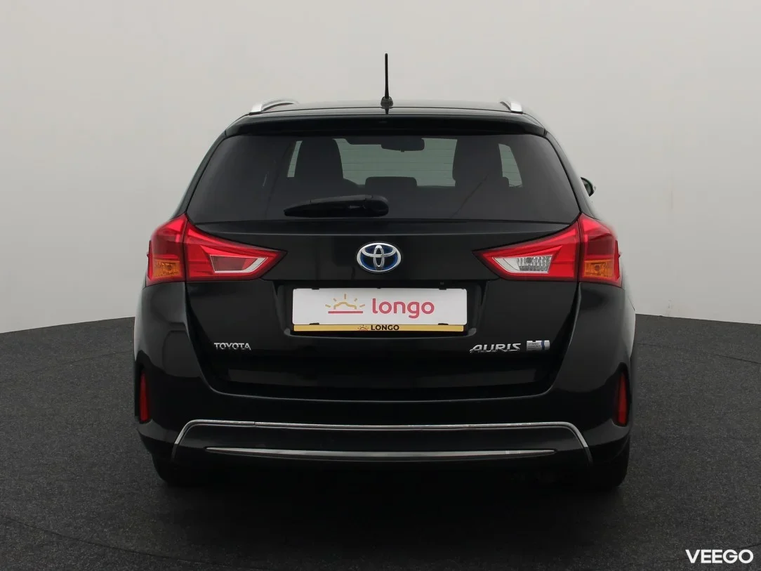 Toyota Auris 1.8 73kW