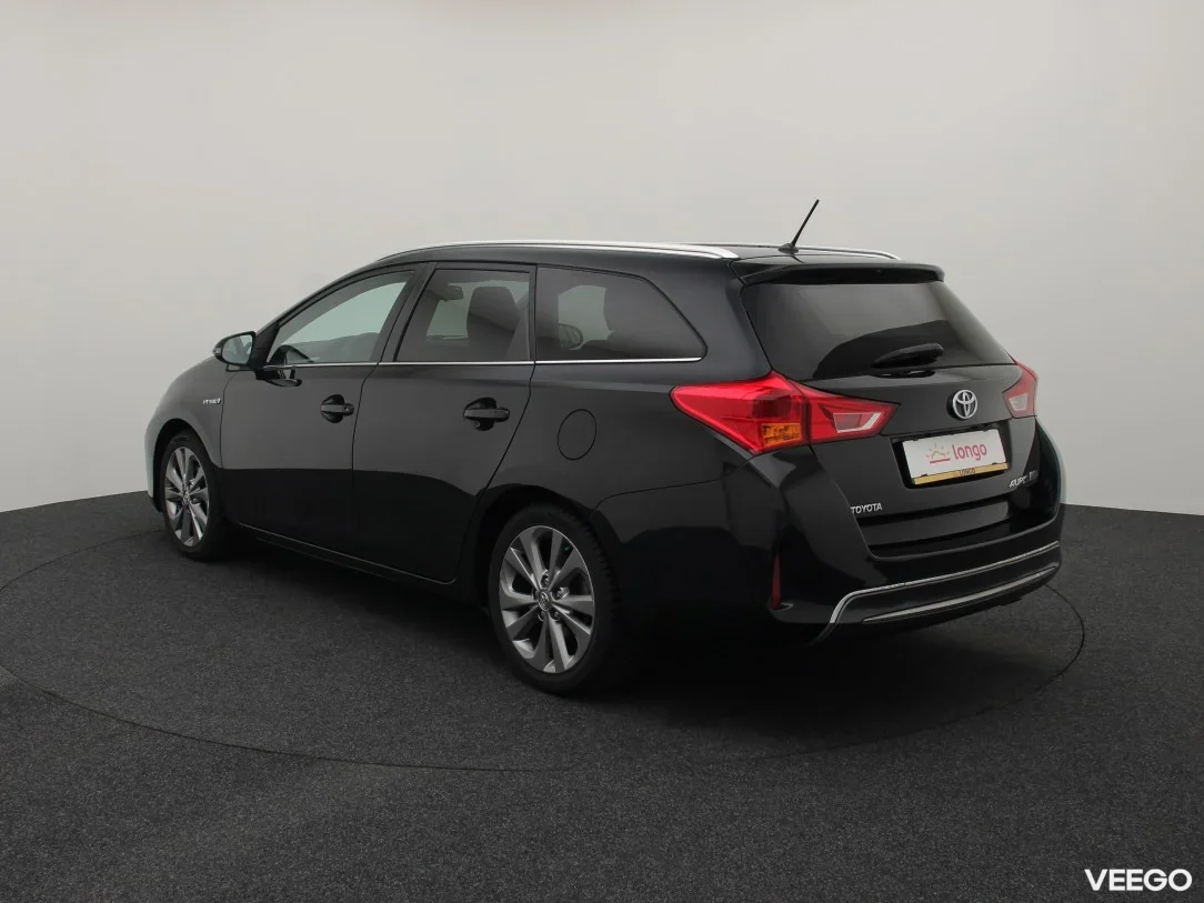 Toyota Auris 1.8 73kW