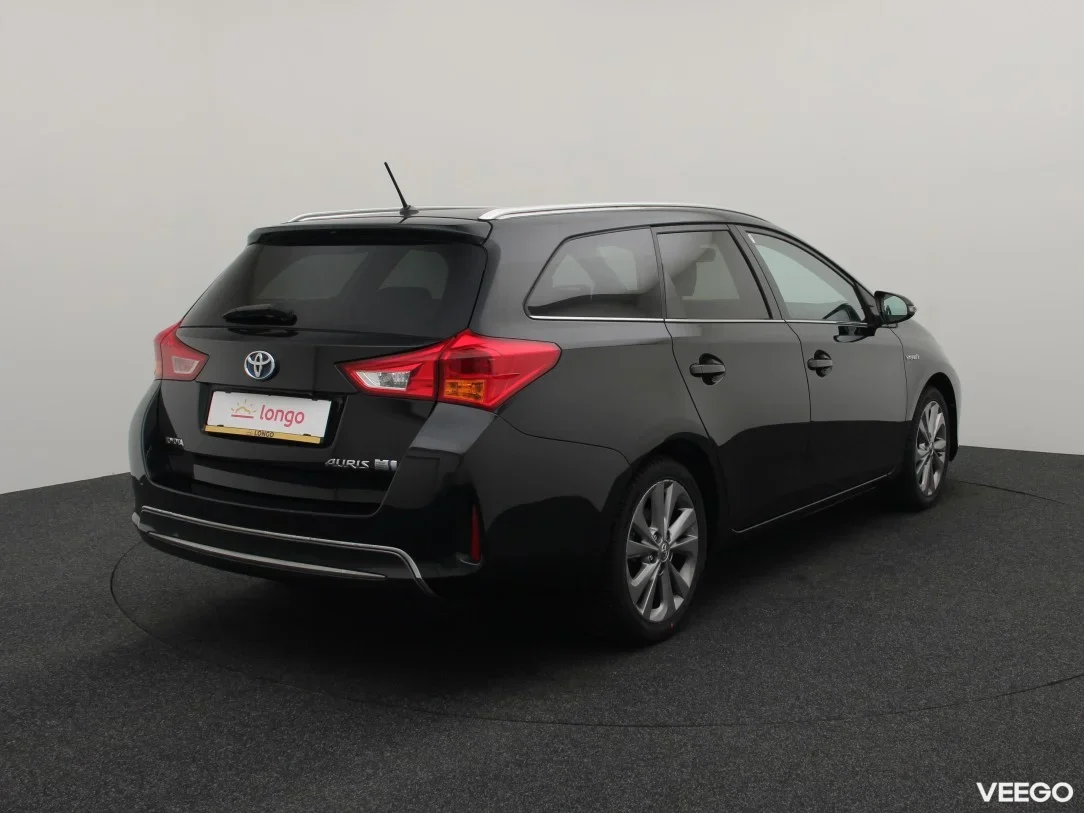 Toyota Auris 1.8 73kW