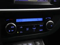 Toyota Auris 1.8 73kW thumbnail