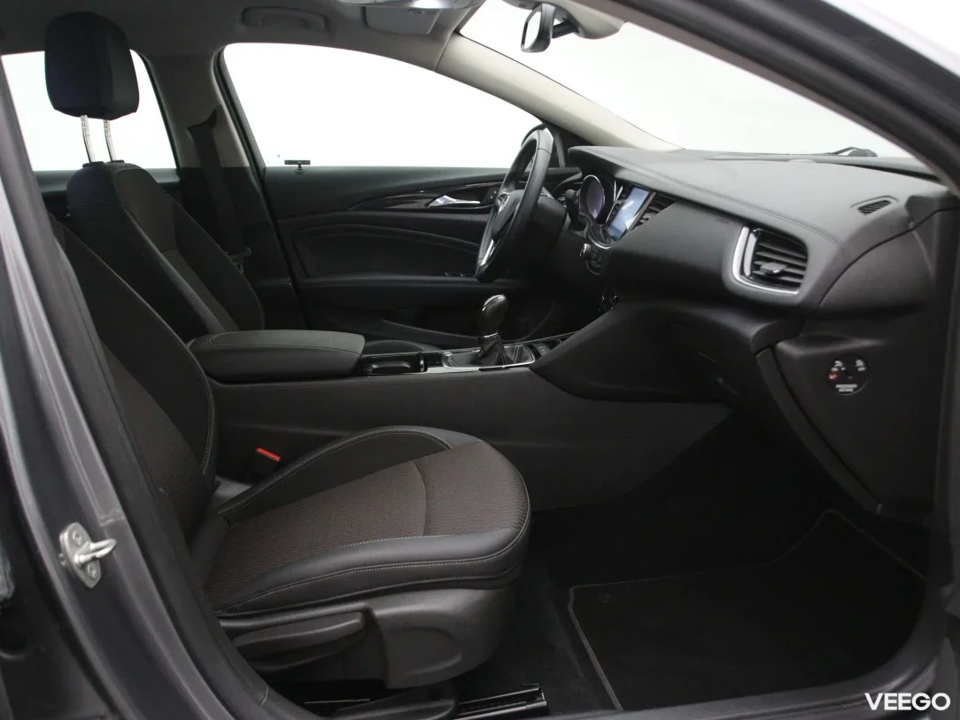 Opel Insignia 1.5 103kW