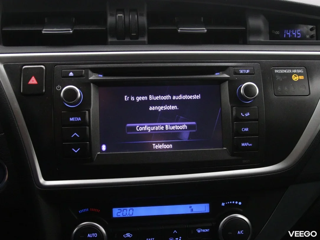 Toyota Auris 1.8 73kW