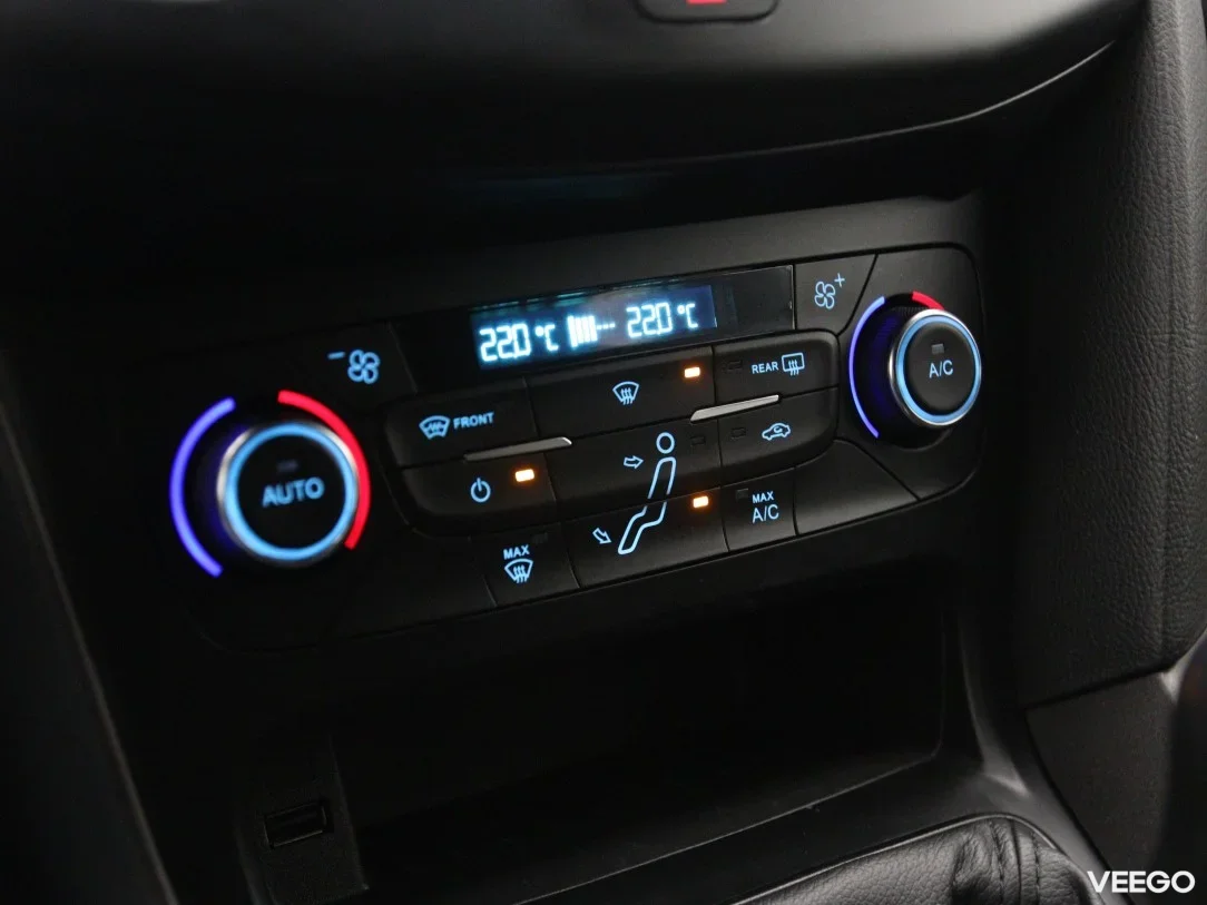 Ford Focus 1.5 110kW