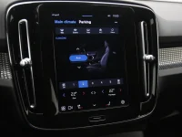 Volvo XC40 0 150kW thumbnail