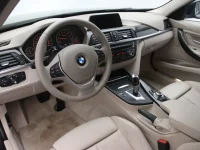 BMW 320 2 135kW thumbnail