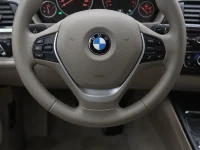 BMW 320 2 135kW thumbnail