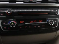 BMW 320 2 135kW thumbnail