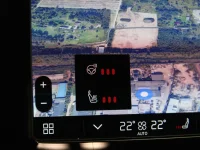 Volvo XC40 0 150kW thumbnail