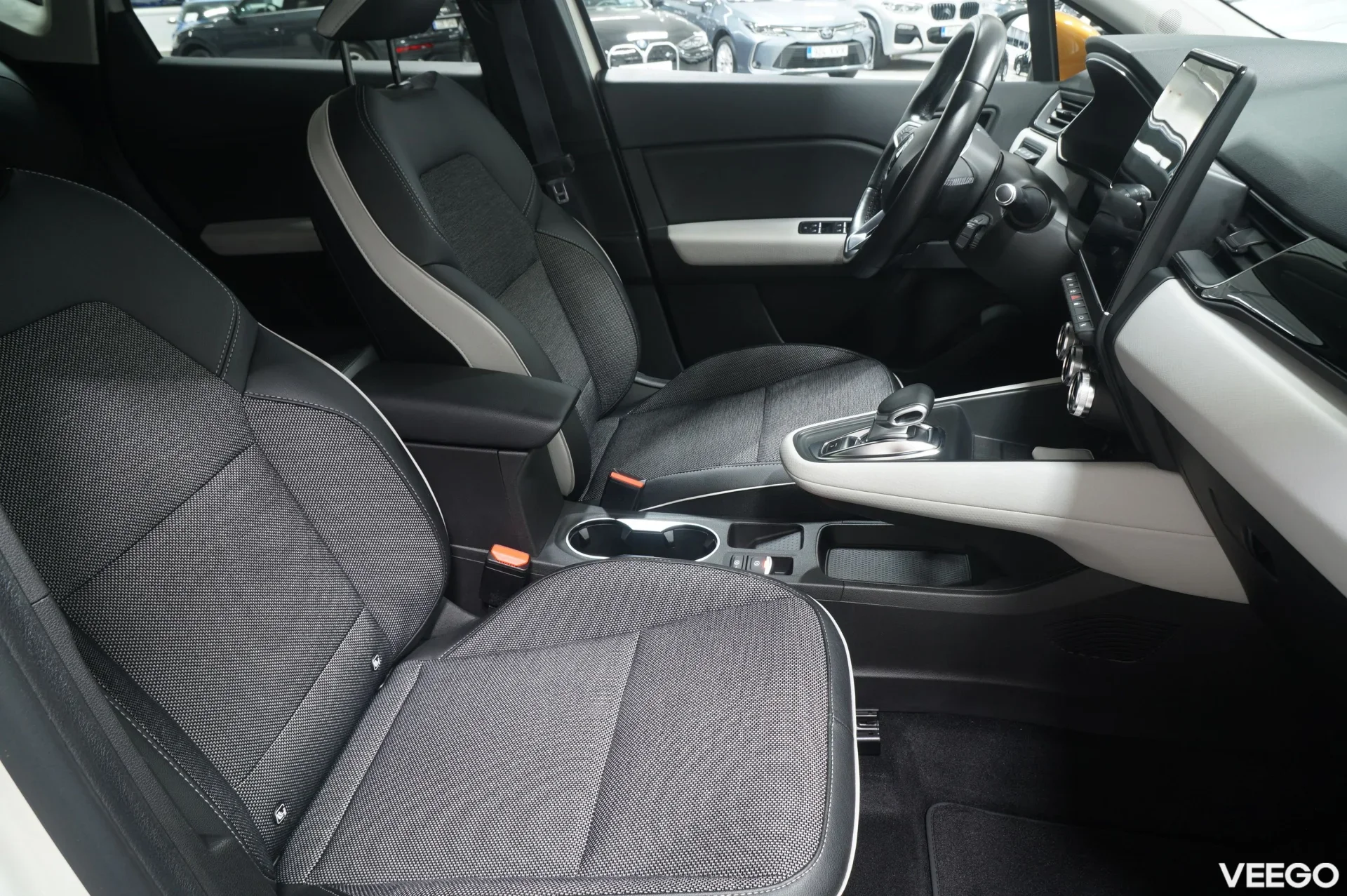 Renault Captur E-TECH PLUG IN HYBRID INTENS 1.6 68kW