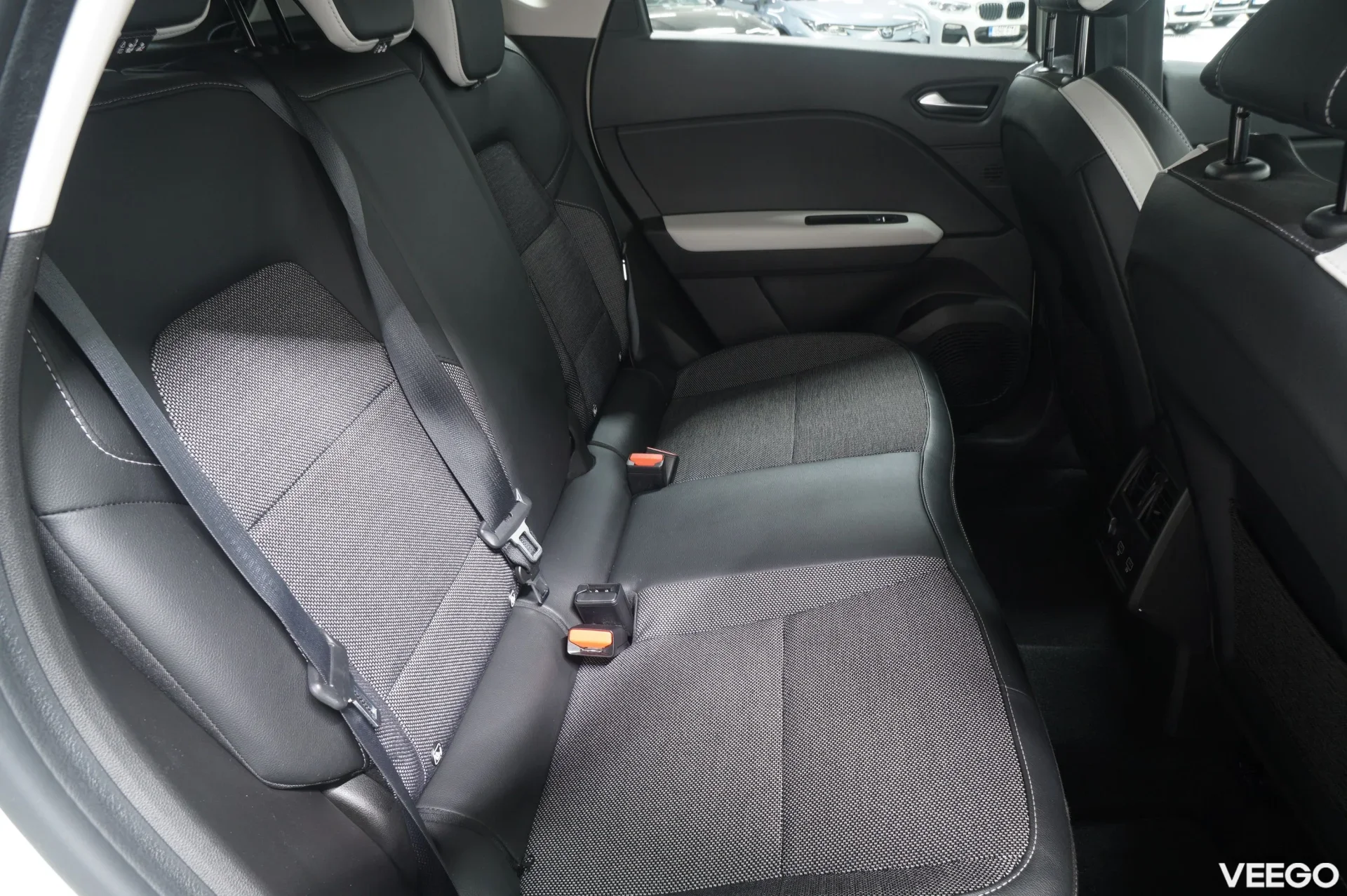 Renault Captur E-TECH PLUG IN HYBRID INTENS 1.6 68kW