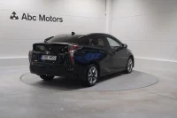 Toyota Prius - 1.8 72kW thumbnail