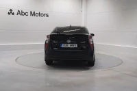 Toyota Prius - 1.8 72kW thumbnail