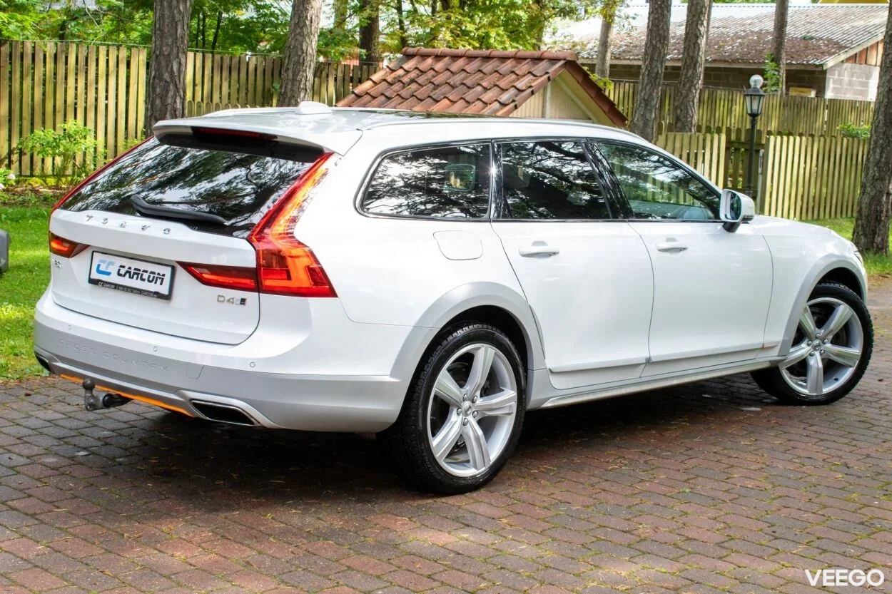 Volvo V90 Cross Country PRO Ocean Race Xenium Wntr 2 140kW