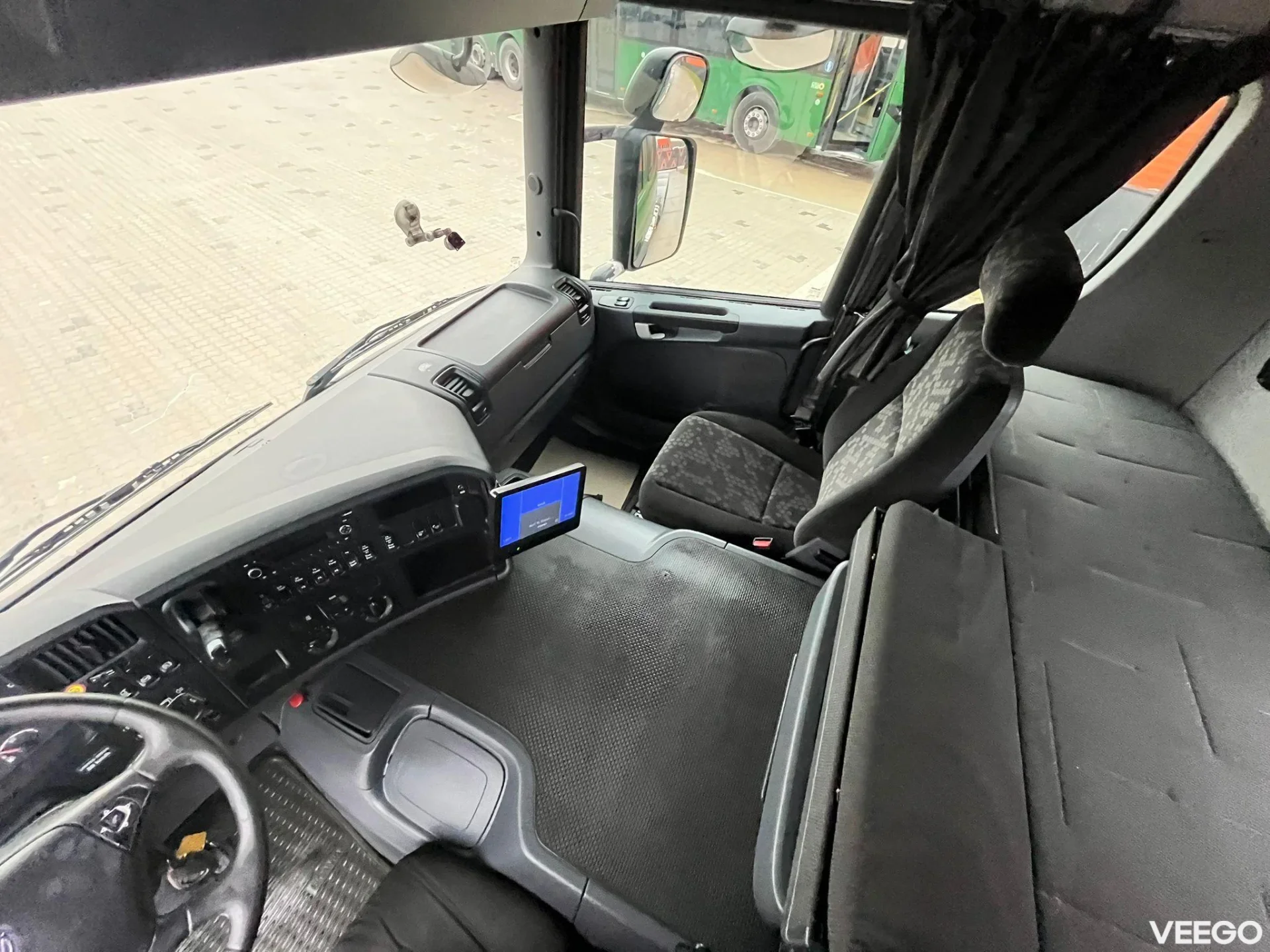Scania P450 FOR SALE AS CHASSIS / HYDRAULICS 331kW