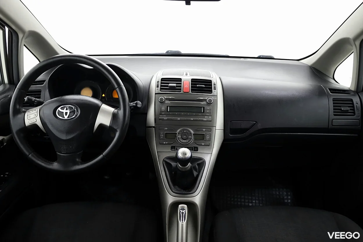 Toyota Auris 1.6 91kW