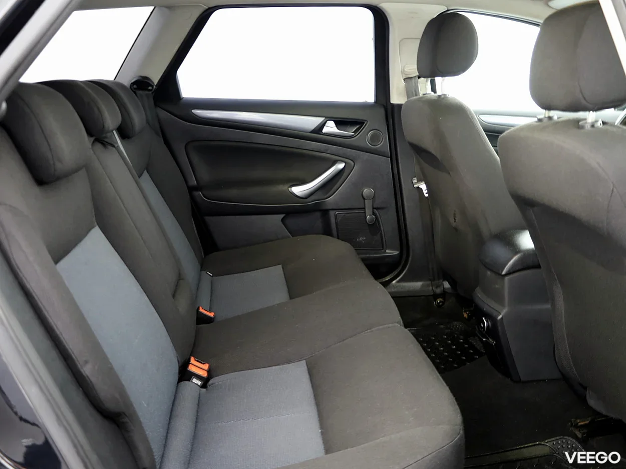 Ford Mondeo 2.0 104kW