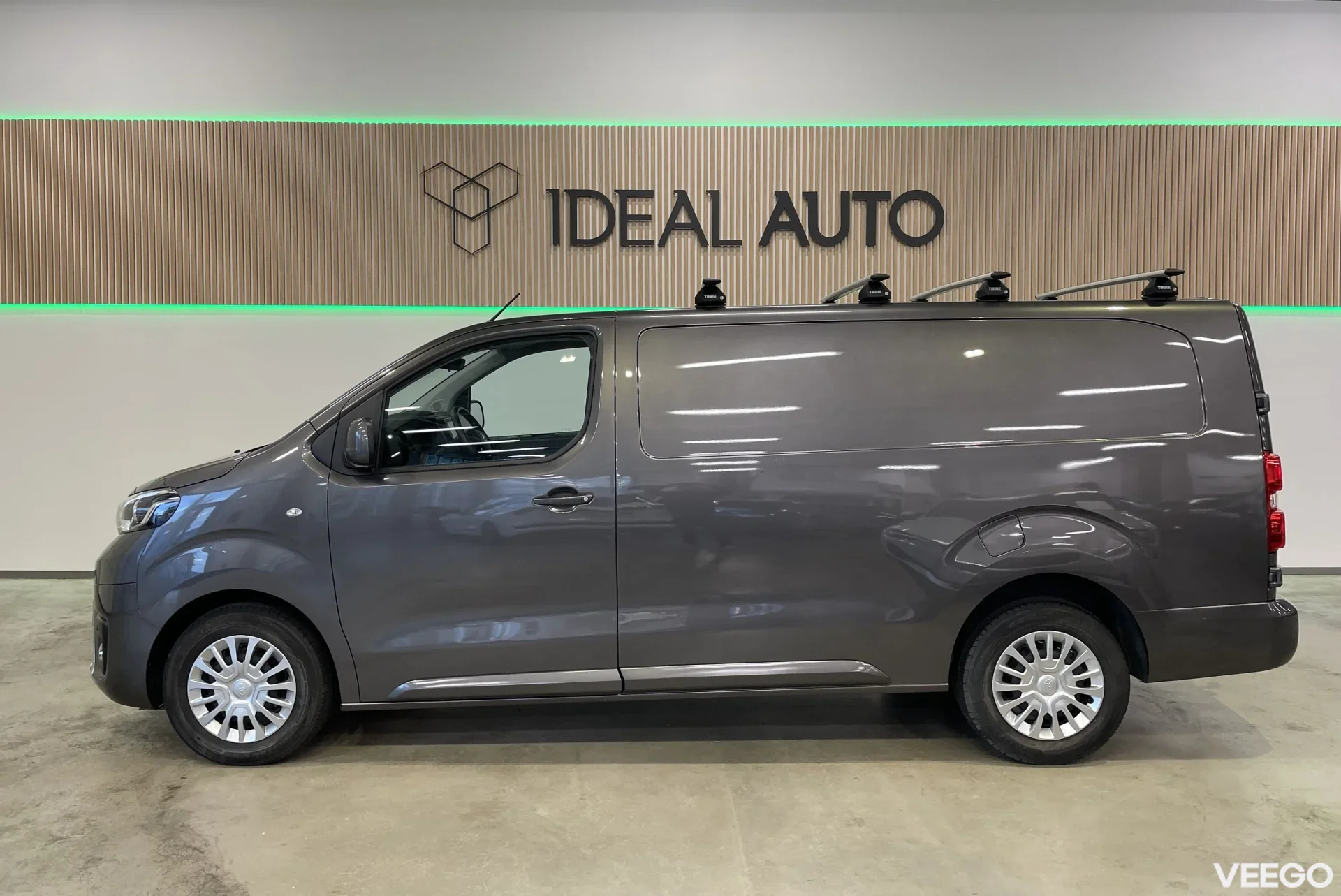 Toyota Proace Panel Van Long Single side door 106kW