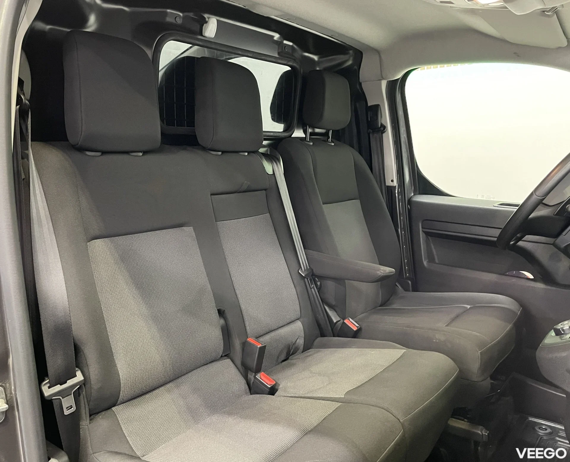 Toyota Proace Panel Van Long Single side door 106kW