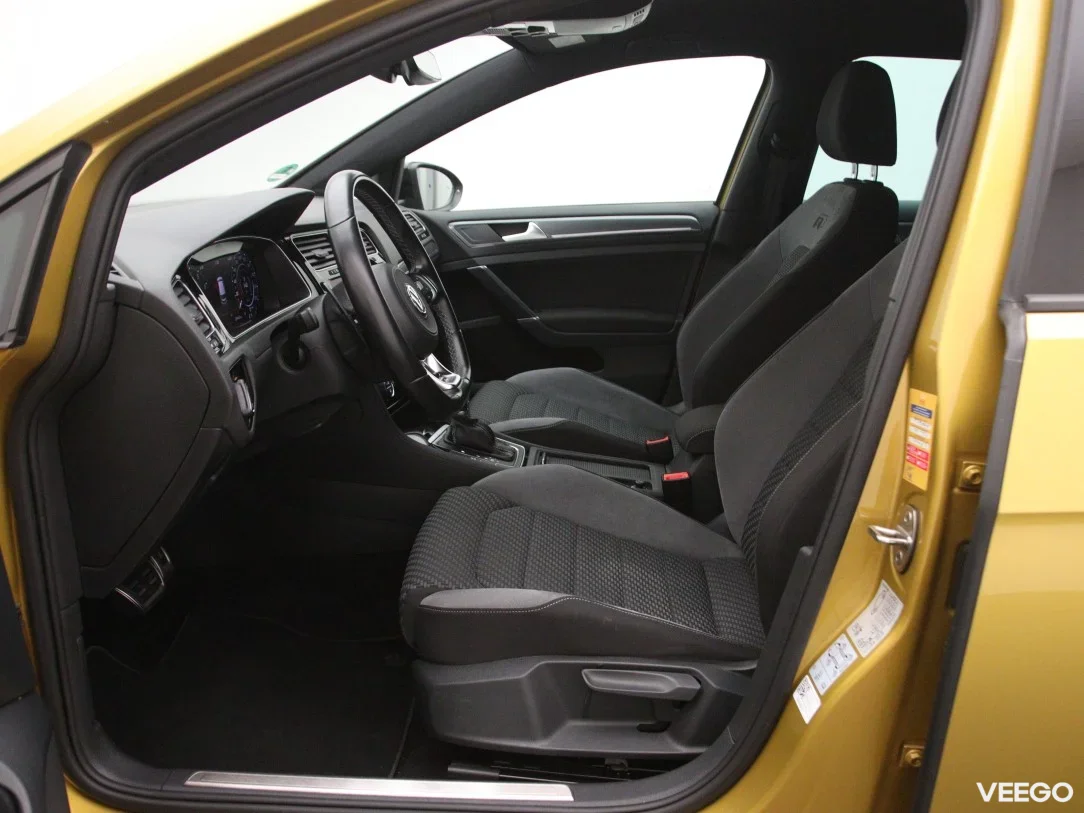 Volkswagen Golf 1.5 110kW