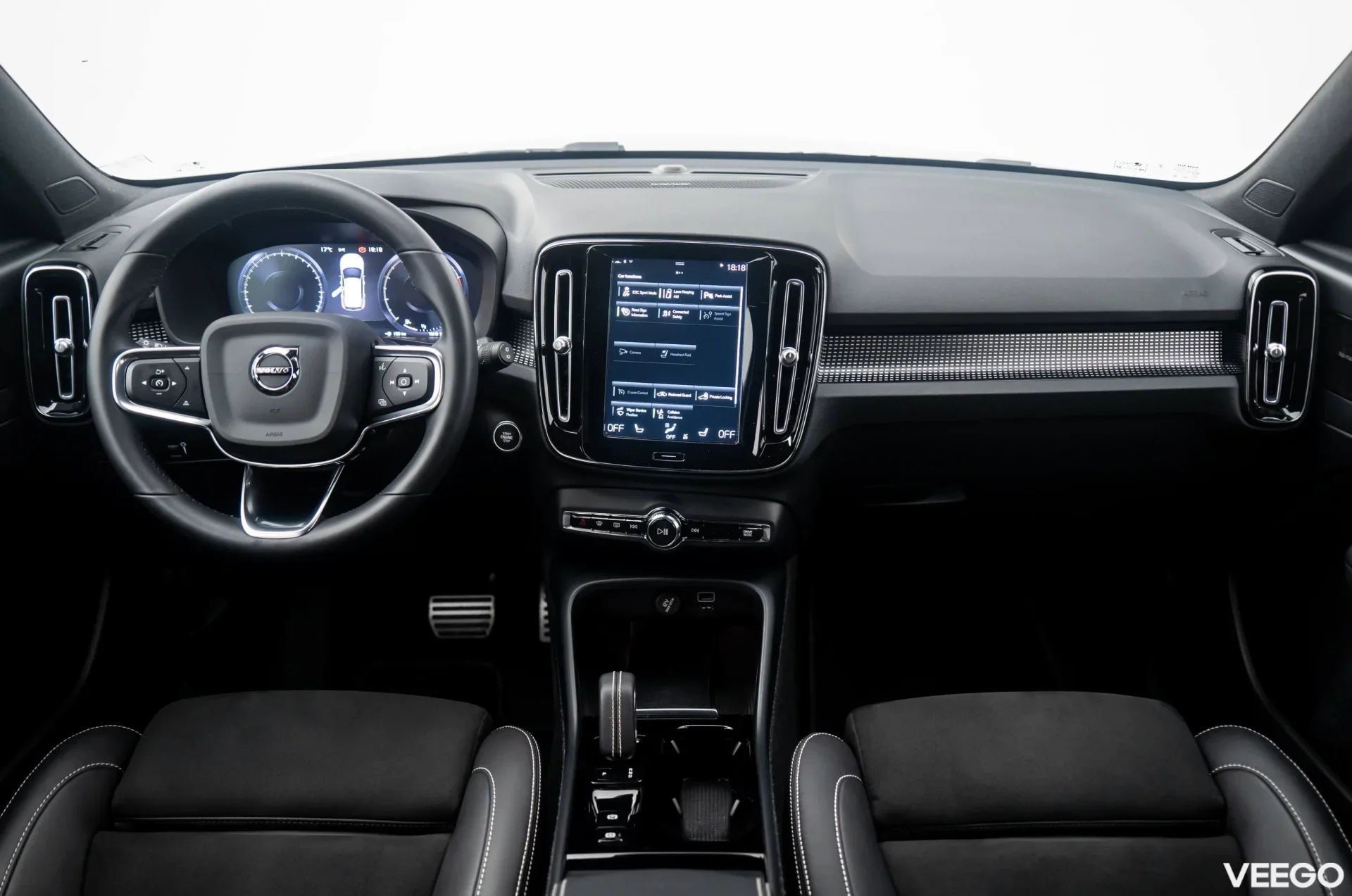 Volvo XC40 R-Design AWD 2.0 145kW