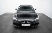 Mercedes-Benz E350 e Avantgarde PHEV 2.0 210kW thumbnail