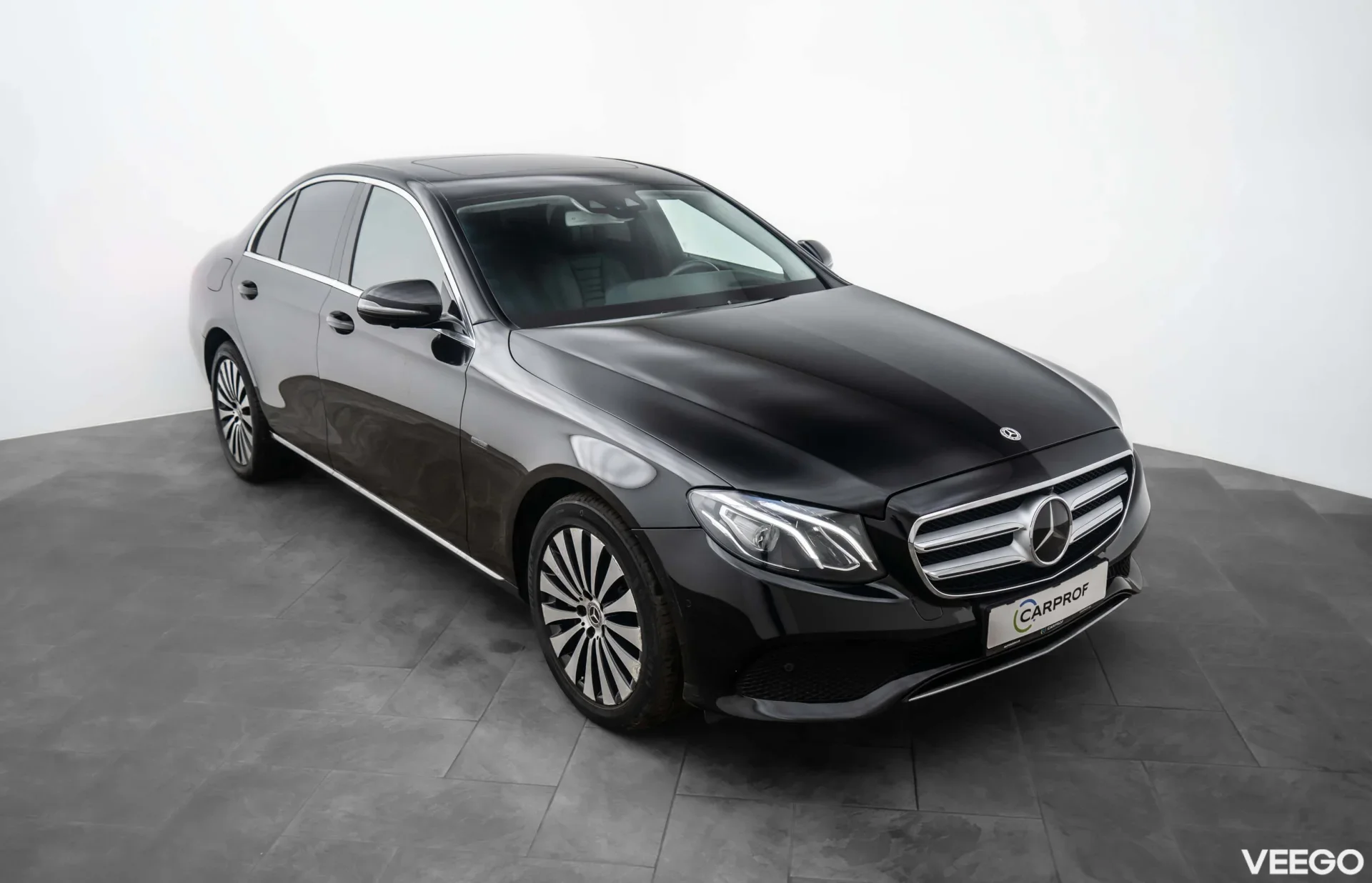 Mercedes-Benz E350 e Avantgarde PHEV 2.0 210kW