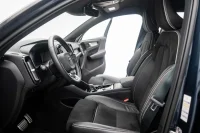 Volvo XC40 R-Design AWD 2.0 145kW thumbnail