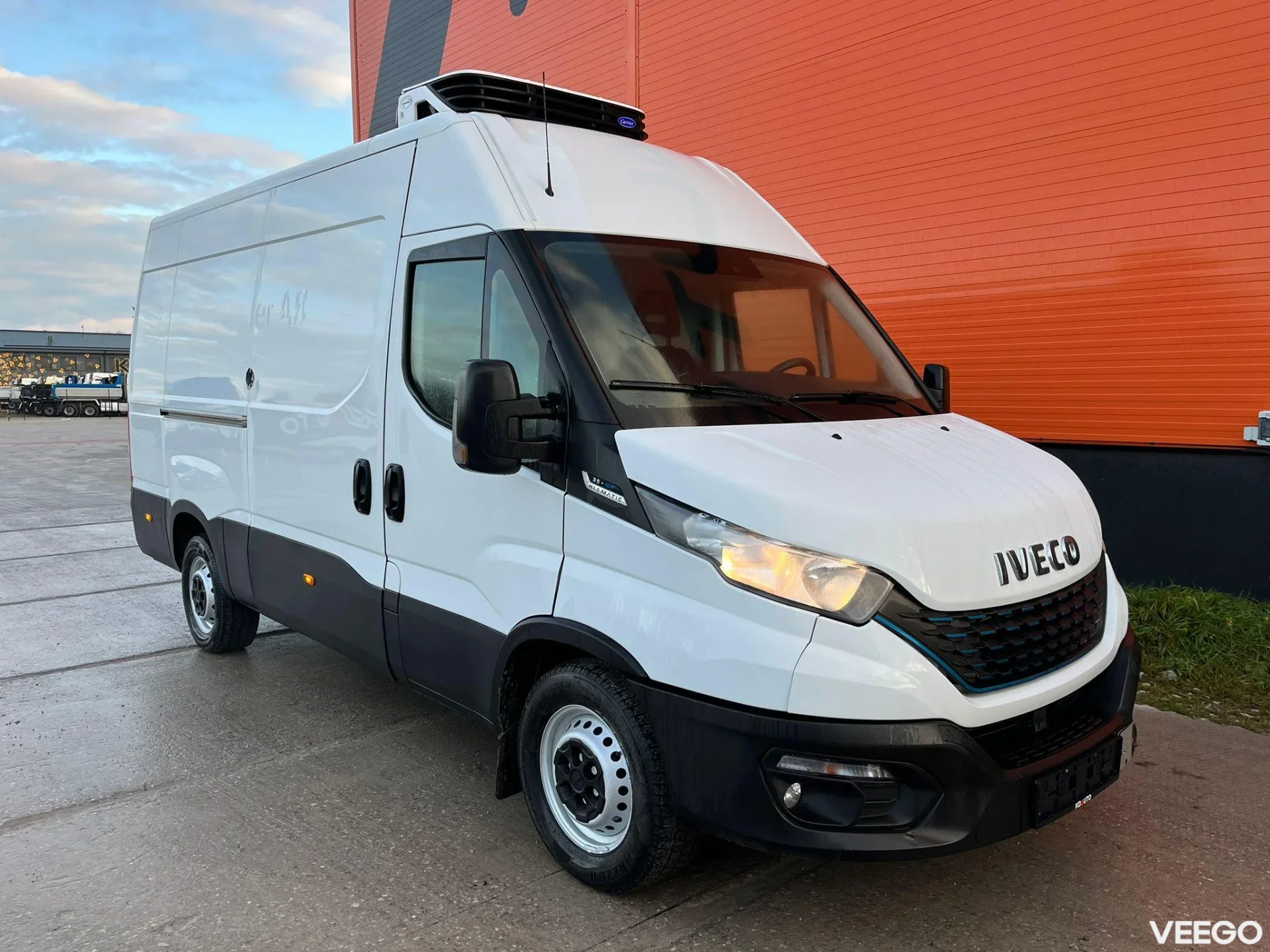 Iveco Daily XARIOS 350 / BOX L=3360 mm 100kW