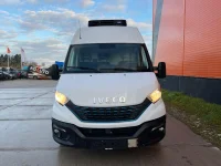 Iveco Daily XARIOS 350 / BOX L=3360 mm 100kW thumbnail