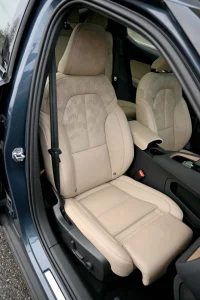 Polestar 2 LONG RANGE DUAL 78kwh/LUXURY / H&K / PILOT PLUS 300kW thumbnail