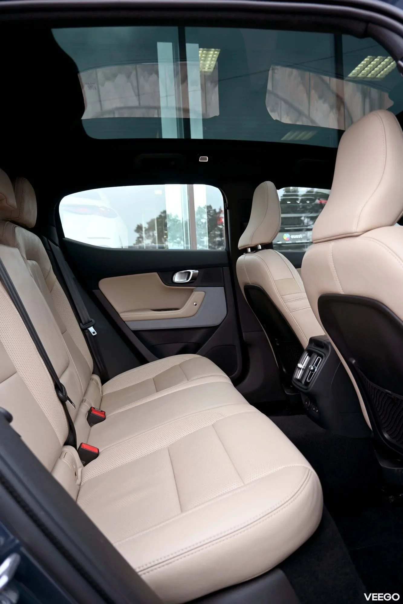 Polestar 2 LONG RANGE DUAL 78kwh/LUXURY / H&K / PILOT PLUS 300kW