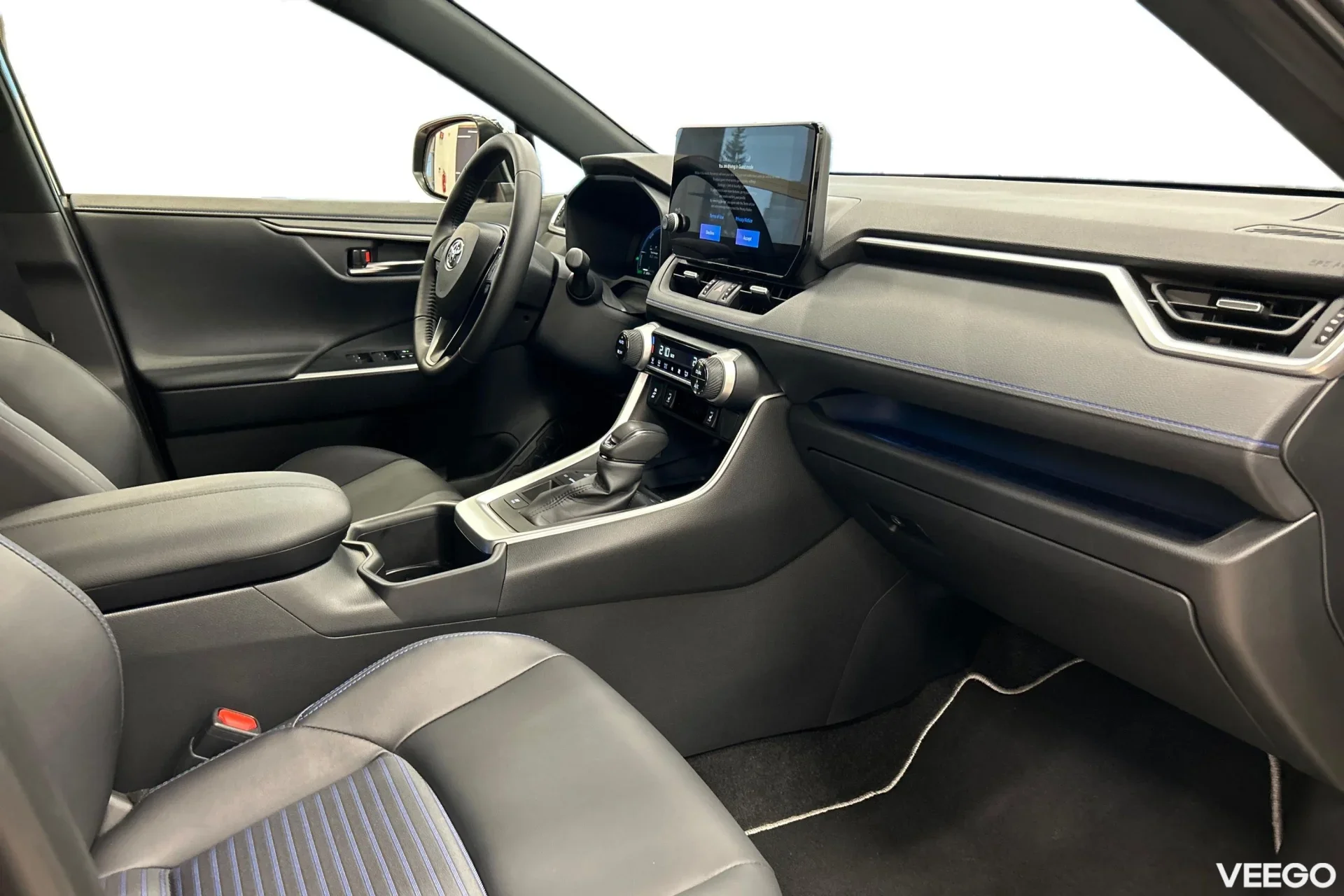 Toyota RAV4 Style Hybrid 2.5 131kW