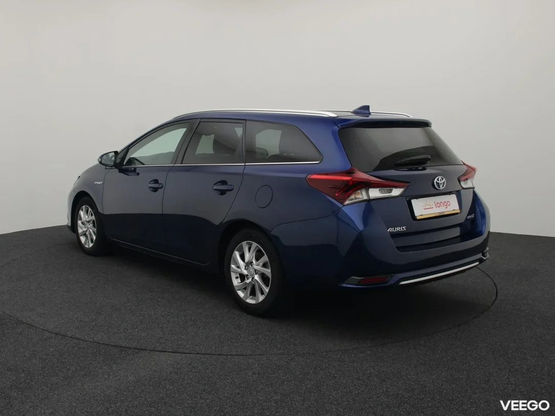 Toyota Auris 1.8 73kW