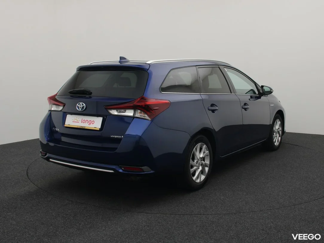 Toyota Auris 1.8 73kW