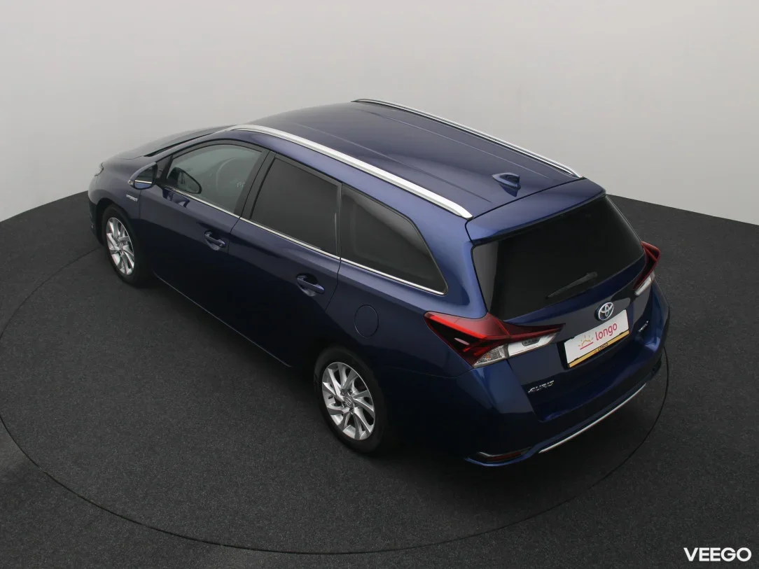 Toyota Auris 1.8 73kW