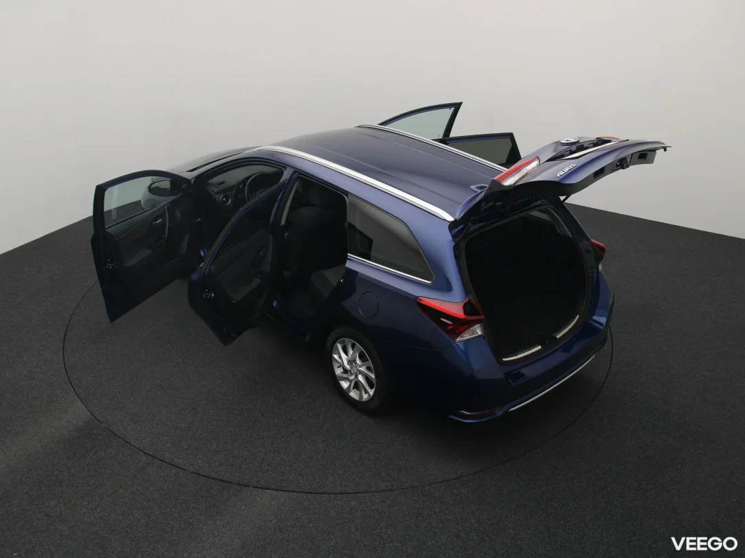 Toyota Auris 1.8 73kW