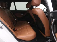 BMW 320 2 135kW thumbnail