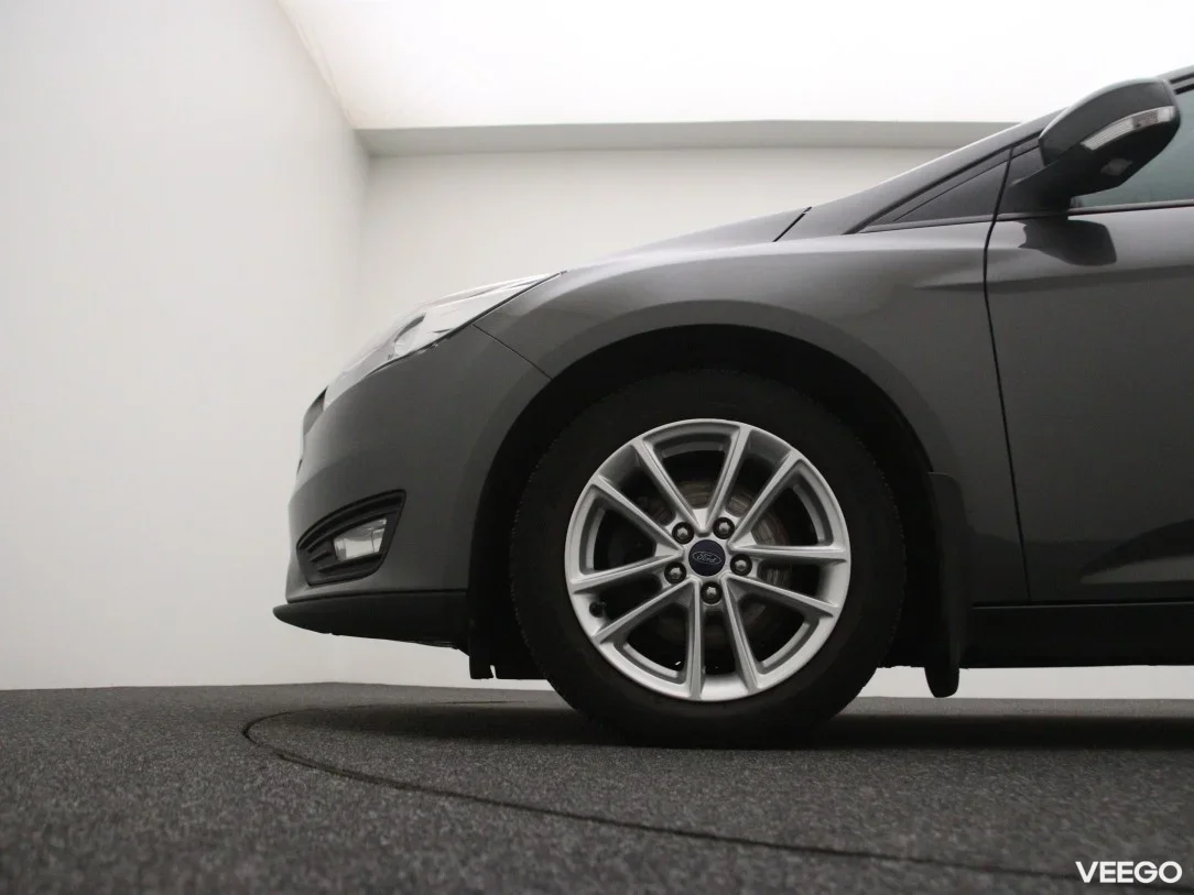 Ford Focus 1.6 92kW