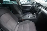 Volkswagen Passat Comfortline ACC 1.4 92kW thumbnail