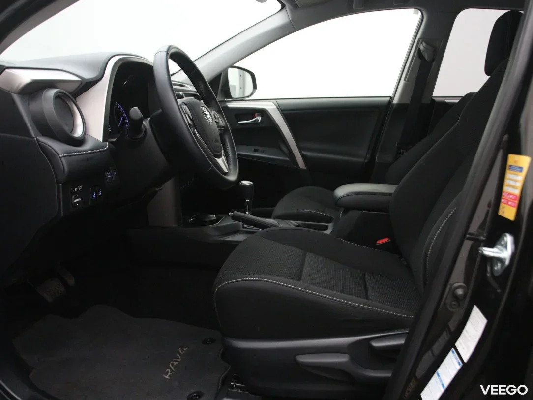 Toyota rav-4 2 112kW