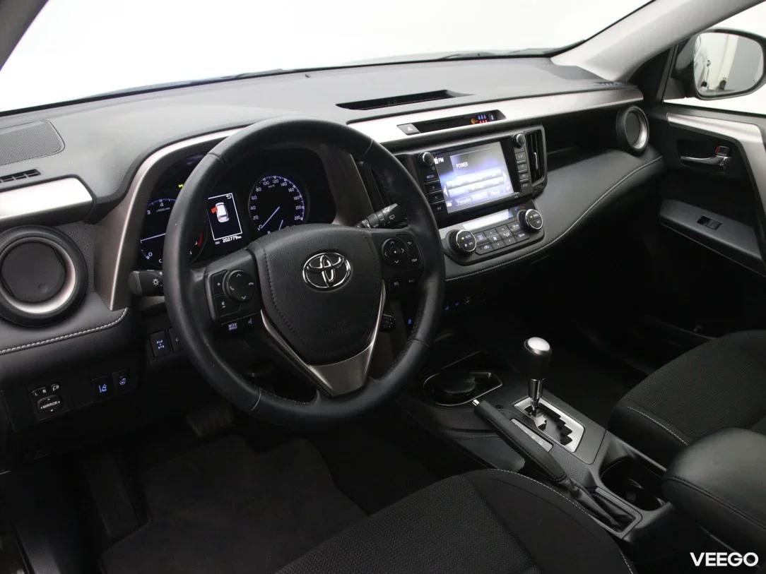 Toyota rav-4 2 112kW