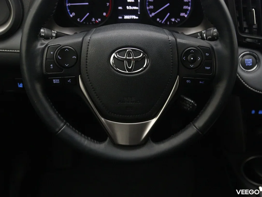 Toyota rav-4 2 112kW