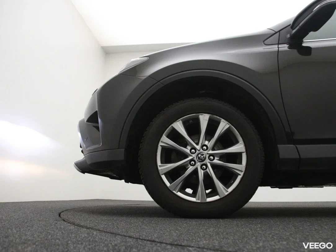 Toyota rav-4 2 112kW