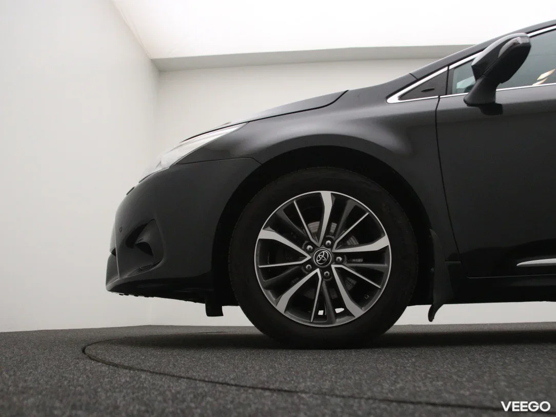 Toyota Avensis 1.8 108kW