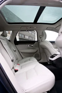 Volvo V90 Cross Country AWD 4C H&K LUXURY+ INTELLI SAFE FULL 2 184kW thumbnail