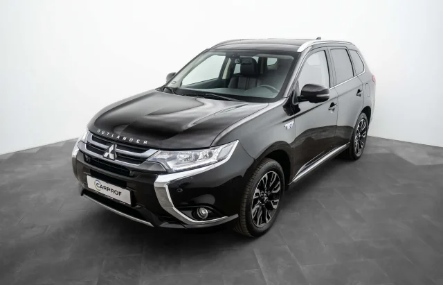 Image of Mitsubishi Outlander Instyle Navi 4WD PHEV 2.0 149kW