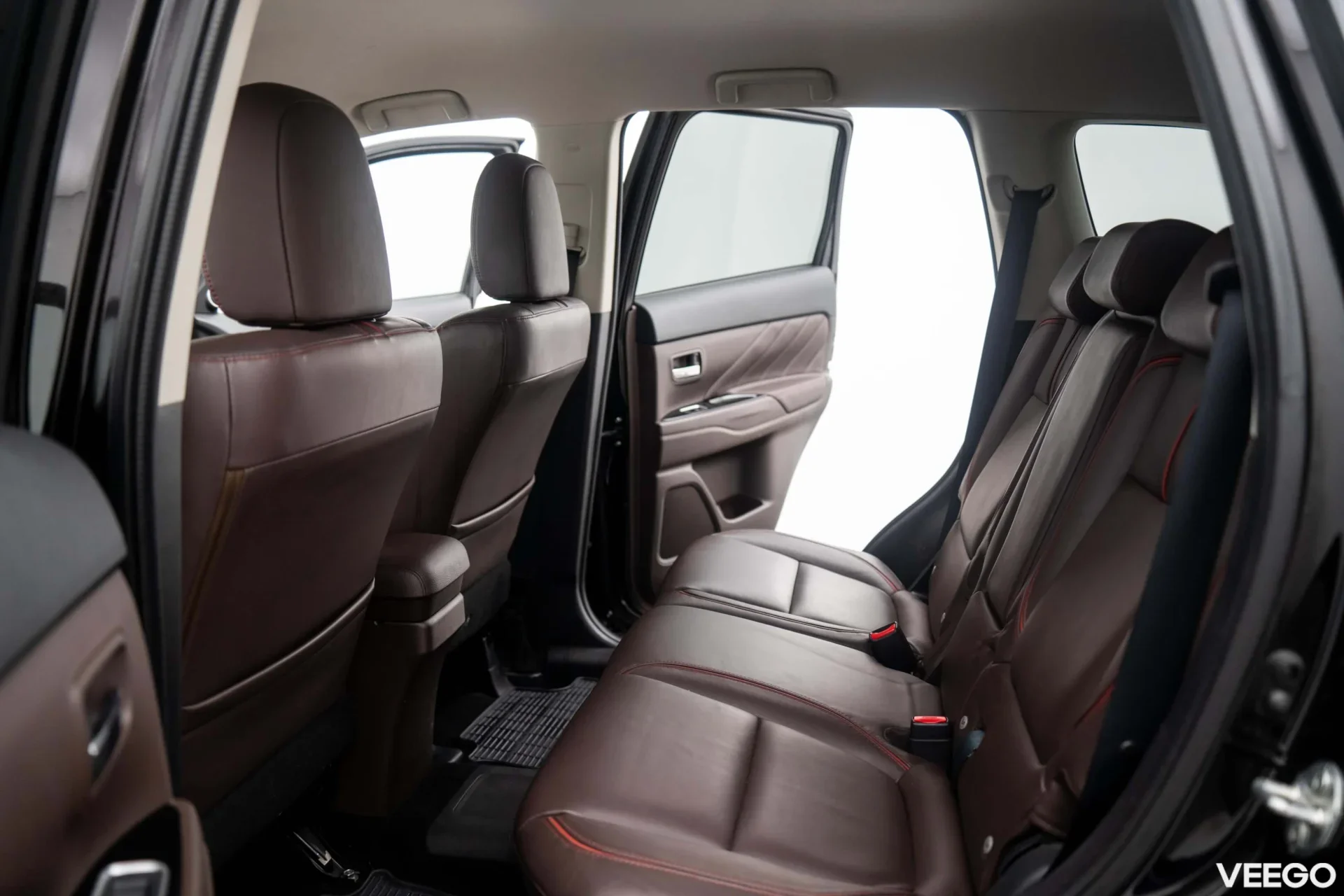 Mitsubishi Outlander Instyle Navi 4WD PHEV 2.0 149kW