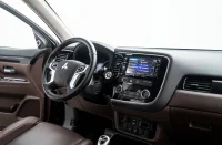 Mitsubishi Outlander Instyle Navi 4WD PHEV 2.0 149kW thumbnail