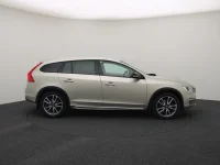 Volvo v60-cross-country 2.4 140kW thumbnail